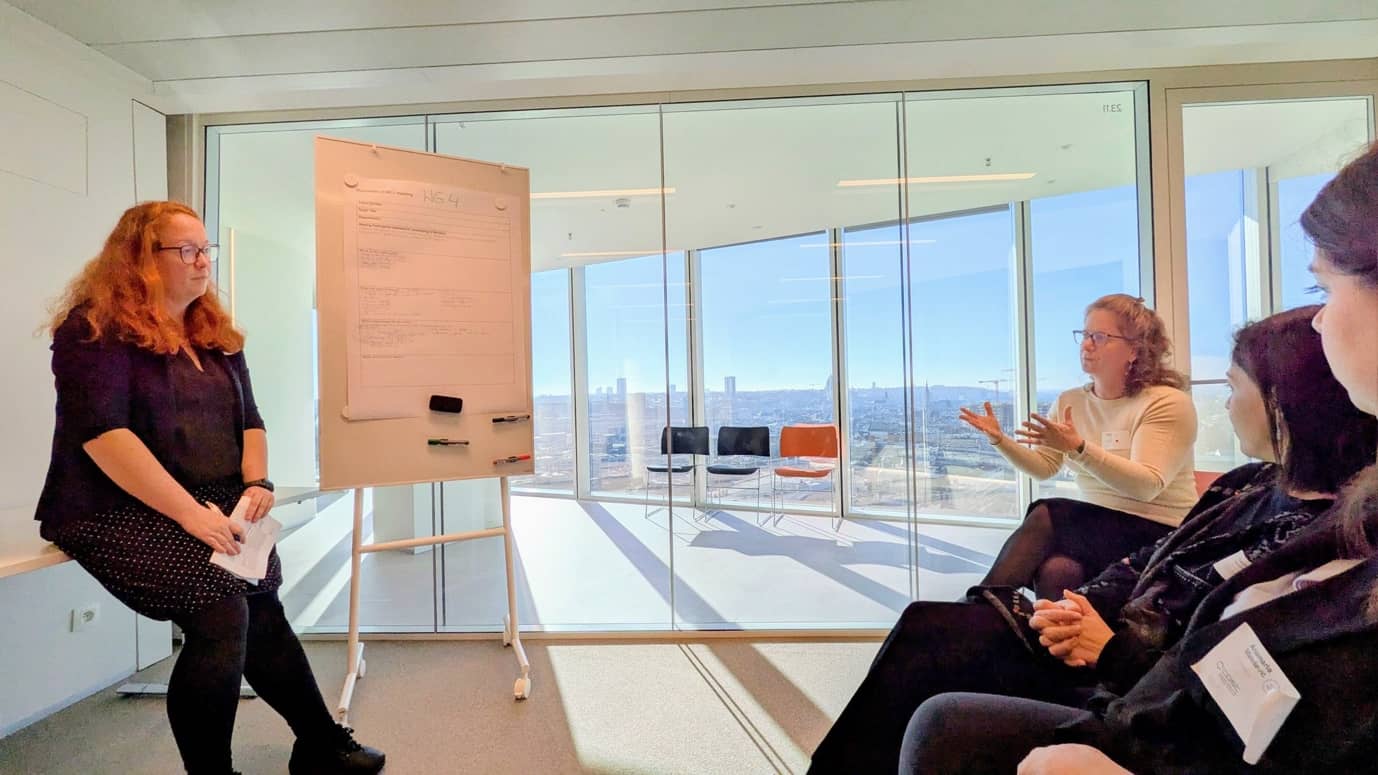 Kick-off Management Committee meeting discuss